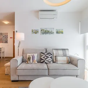 Of Principe Real Liberdade In The Heart Of With Private Parking Apartment Lissabon
